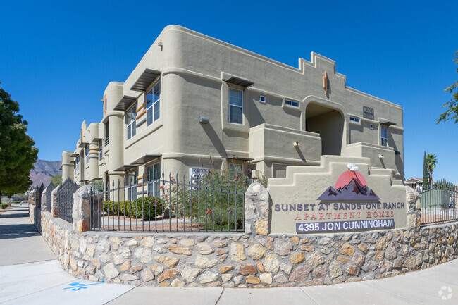 Building Photo - Sunset at Sandstone Ranch Rental