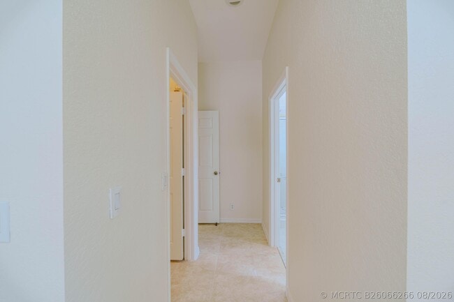 Photo - 5733 NW 119th Dr
