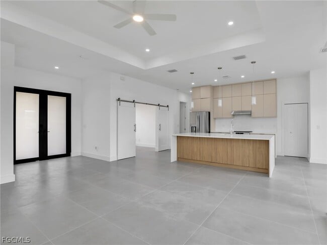 Photo - 6191 Kambach St