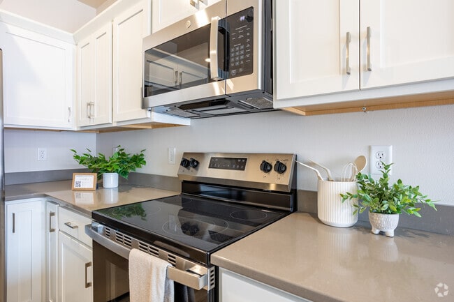 1 habitación, 1 baño - 710 pies cuadrados - Cocina - Sinclair on 16th