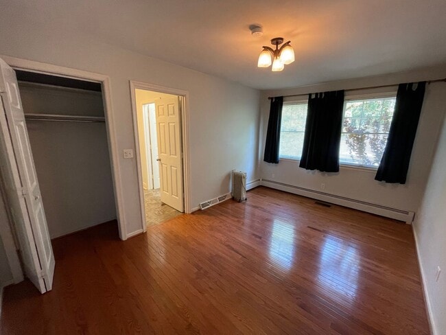 Photo - Charming House on Fontaine Ave