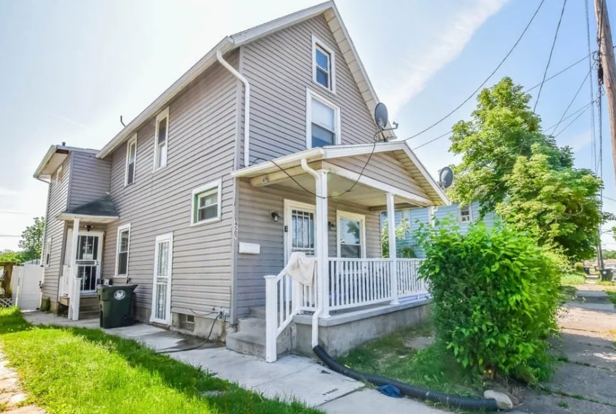 Photo - 1450 1/2 Willet Ave SE