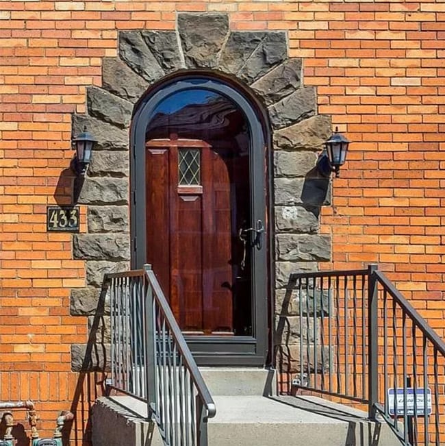 Photo - 433 Winterhill St