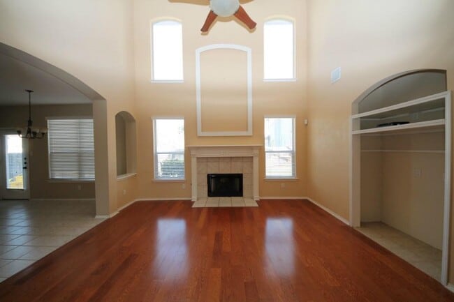 Photo - 2408 Cranberry Cove