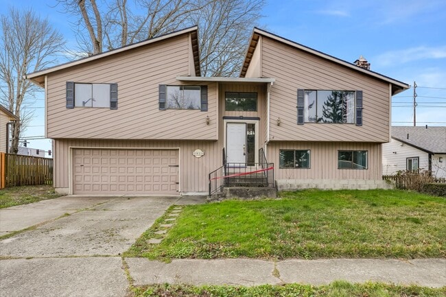 Building Photo - Beautiful 4 bed, 3 bath rental home in North Central Gresham!