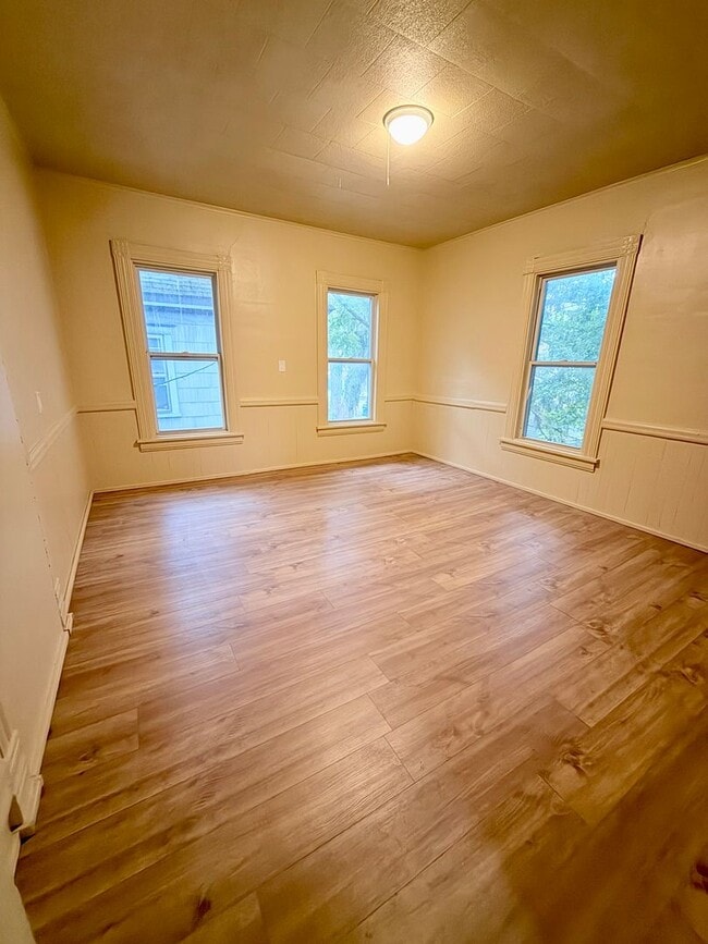 Photo - 1221 Butternut St Unit 4
