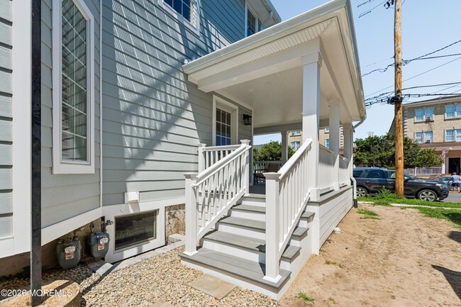 Photo - 113 12th Ave