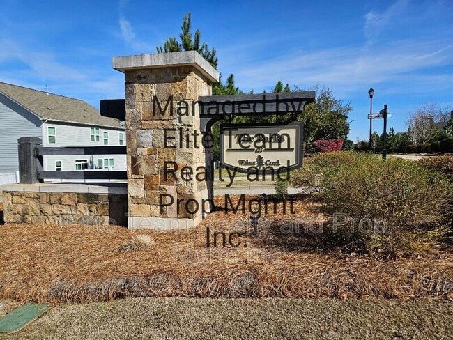 Photo - 990 Pennington Dr