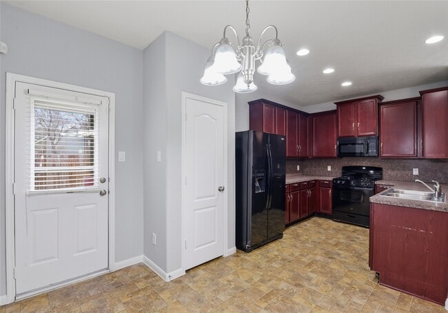 Photo - 17142 Amarose Dr