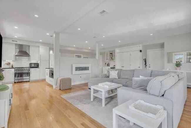 Photo - 24 Rawson St Unit 3