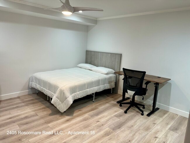 Fully Furnished Studio with Hardwood, Granite and HVAC - The Roscomare Apartments