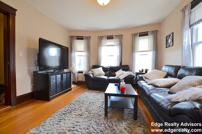 Photo - 12 South Crescent Circuit Unit 2