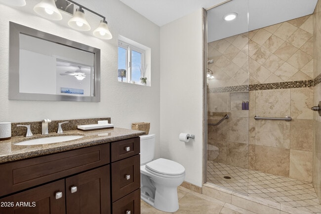 Photo - 1128 E Rowlands Ln Unit B