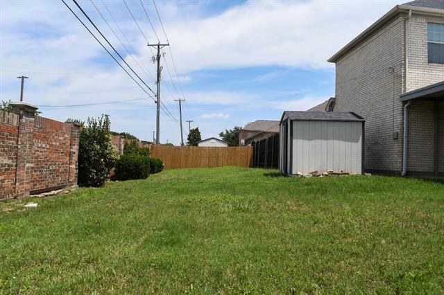 Photo - 409 Royal Crest Dr