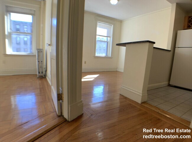 Building Photo - 35 Queensberry Unit 6 Rental