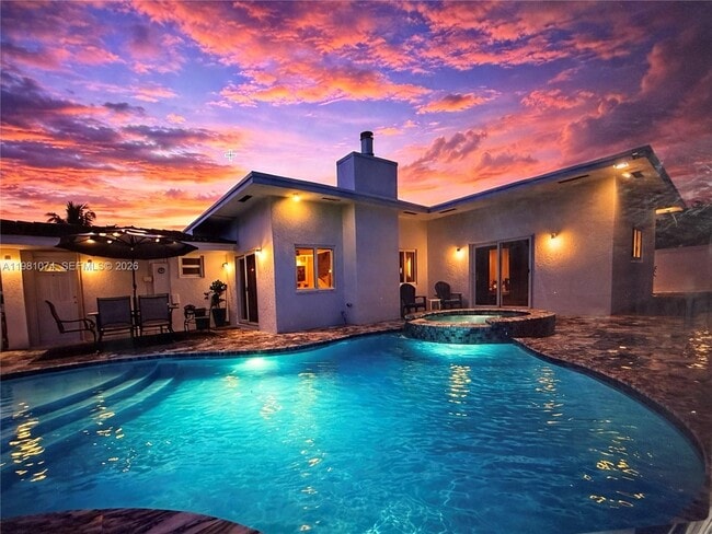 Building Photo - 2161 NE 62nd Ct