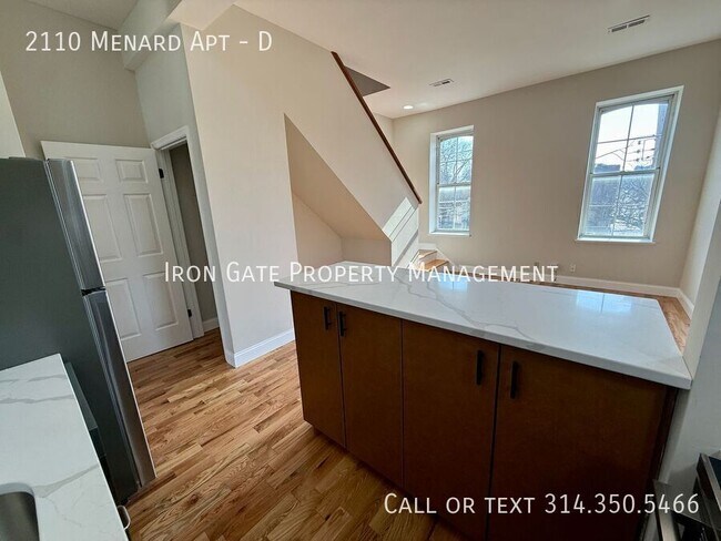 Photo - 2110 Menard St Unit D