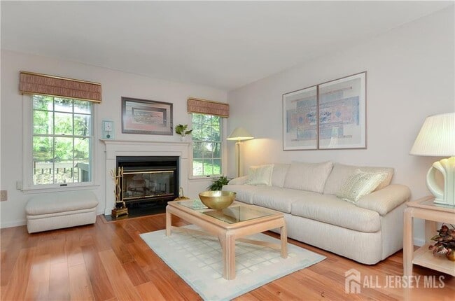 Photo - 22 Briarwood Ct