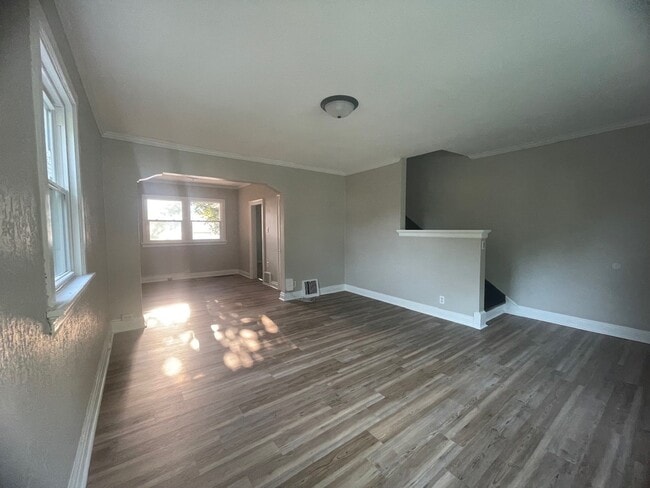 Photo - 410 Belmont Ave