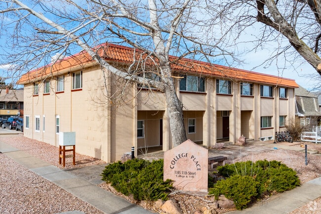 Building Photo - Fully Renovated & Spacious Units Just Steps from CU Boulder & The Hill – Prime Location!