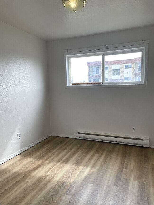 Photo - 8920-8986 86 St Unité 107