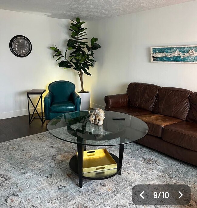 Photo - Mid Term Fully Furnished 3 bed/1 bath in Coos Bay
