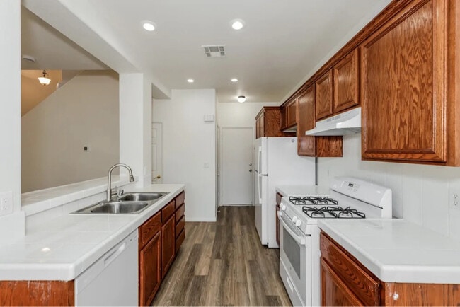 Photo - 6734 Bravura Ct