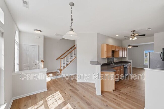 Photo - 4957 Sunburst Ln