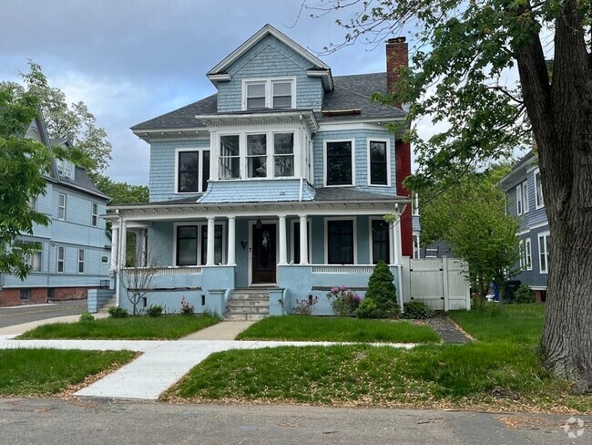 Building Photo - 83-85-85 Firglade Ave Rental