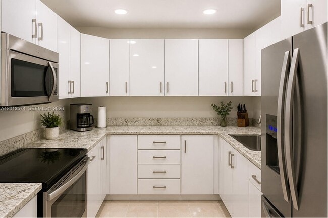 Building Photo - 7745 SW 86th St Unit D-118