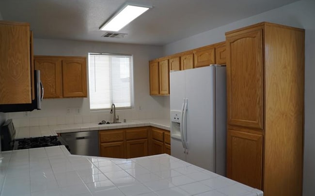 Photo - 7353 Catmint St