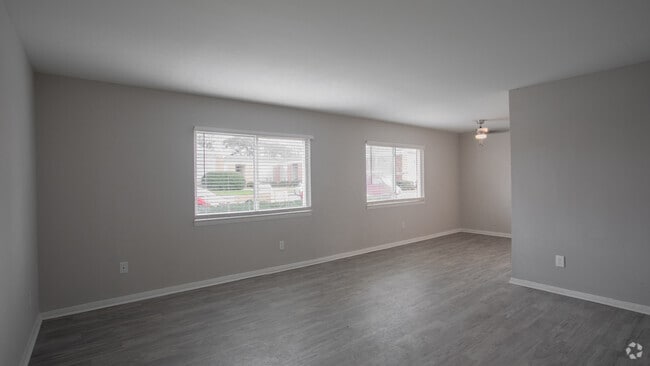 1BR,1BA,-800SF - Crossroads Landing