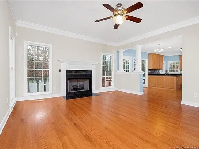 Photo - 8029 Trout Creek Rd House