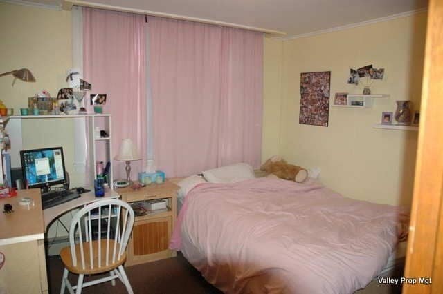 Photo - 1381 S East St