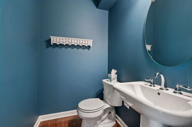 Photo - 330 Grace St