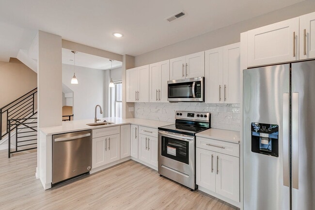 Photo - 2636 Annin St Unit 1