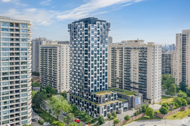 Building Photo - The Livmore High Park