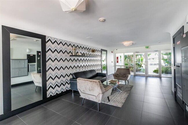 Photo - 2881 NE 32nd St Unidad 119