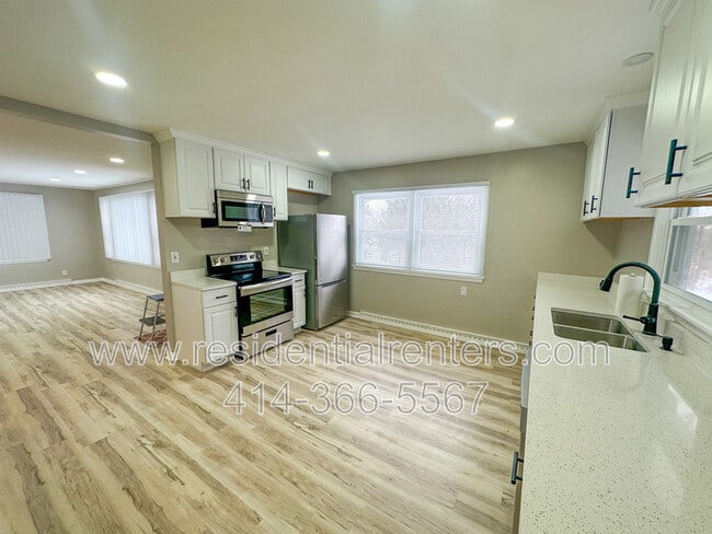 Photo - 2555 N Calhoun Rd