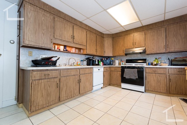 Photo - 26 Mapleton St Unit 1