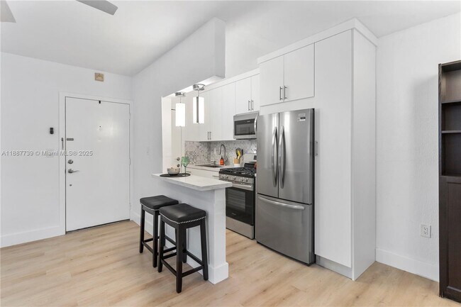 Photo - 6330 SW 79th St Unit 5