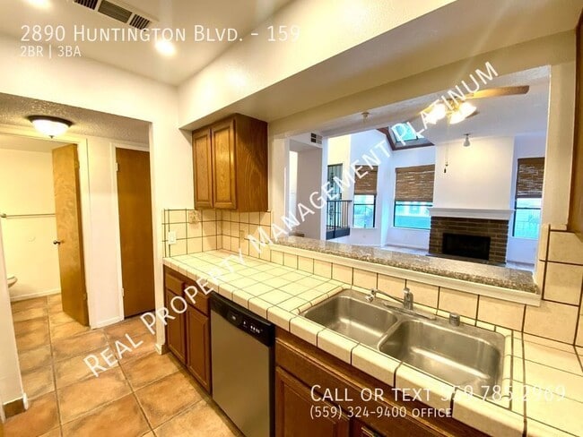 Photo - 2890 Huntington Blvd