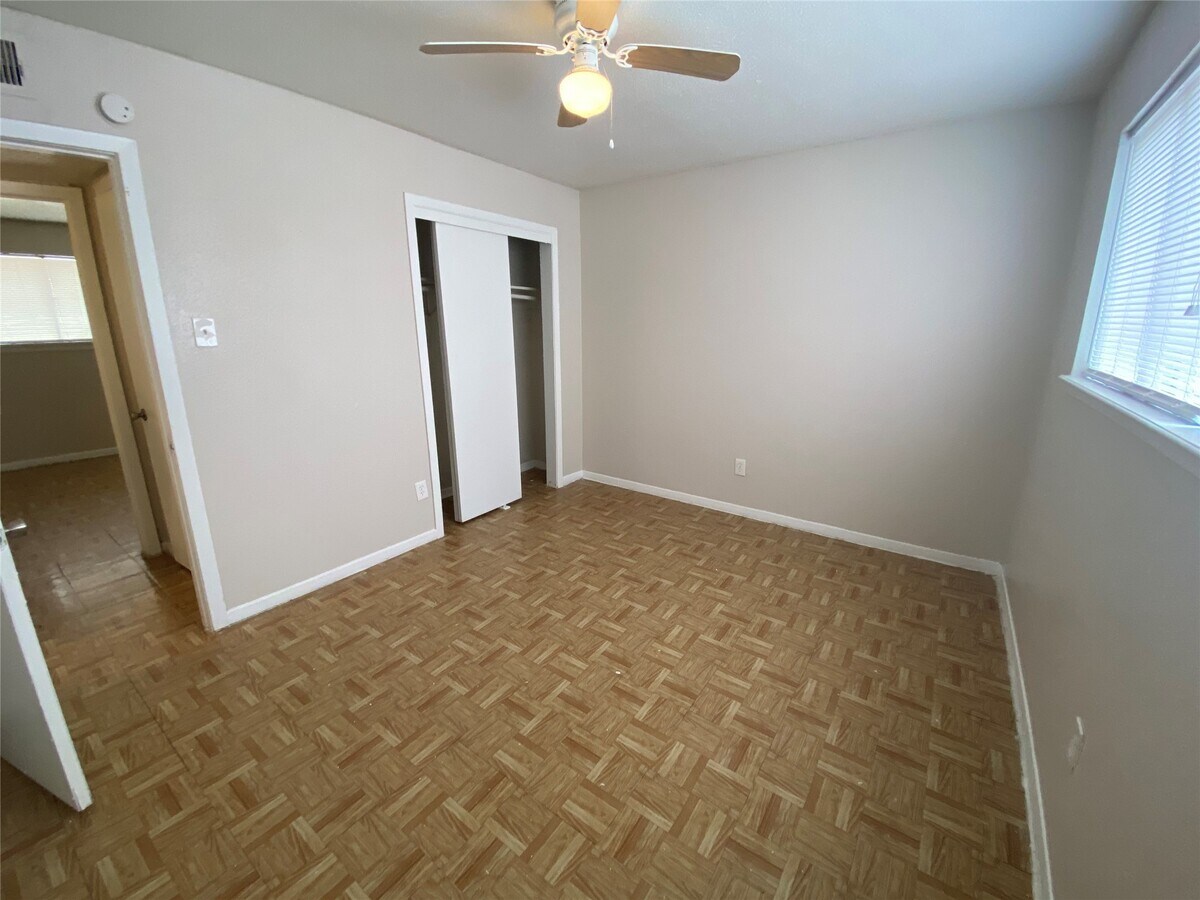 Photo - 5610 Royal Palms St Unit 67