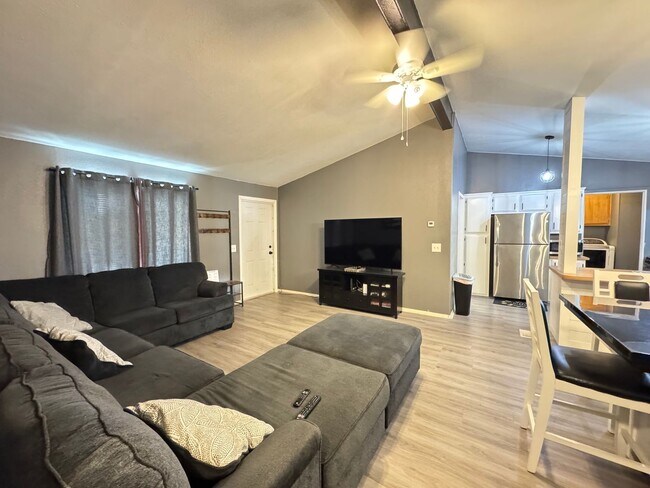 Photo - Home close to Casinos and River