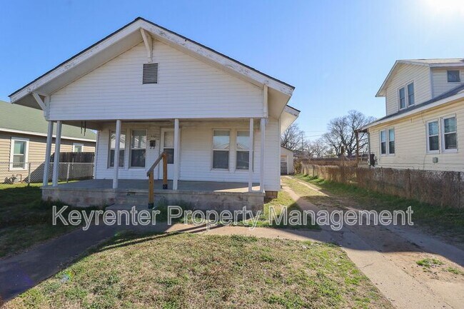 Photo - 535 S 39th W Ave