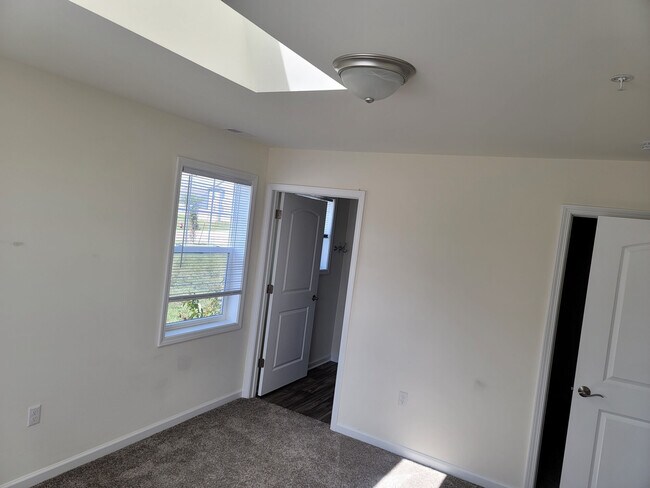 Photo - Meadowview Condominiums