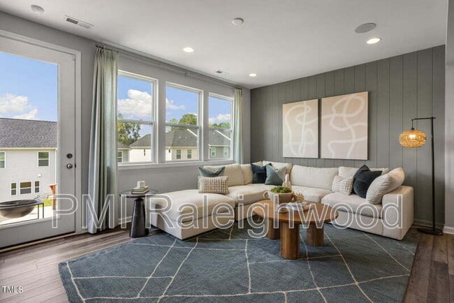 Photo - 123 Lennei Ln