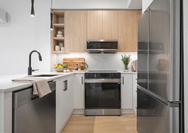 Photo - 34395 Gladys Ave