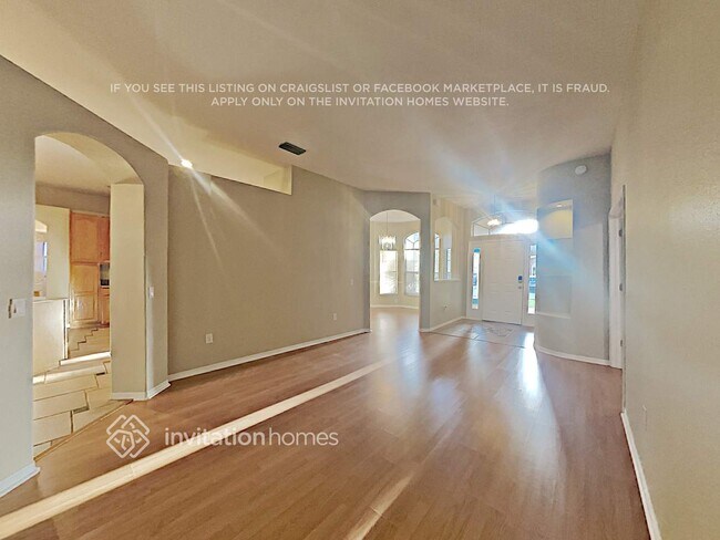 Photo - 3721 Hollow Wood Dr