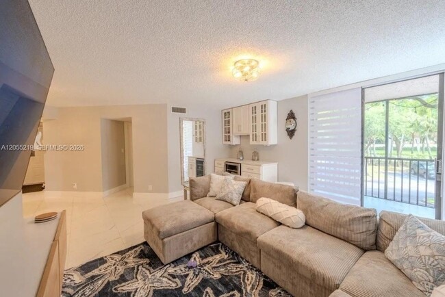 Photo - 10451 W Broward Blvd Unit 201